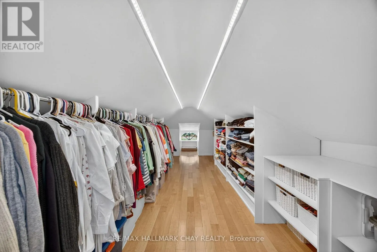 668 BROADVIEW AVENUE