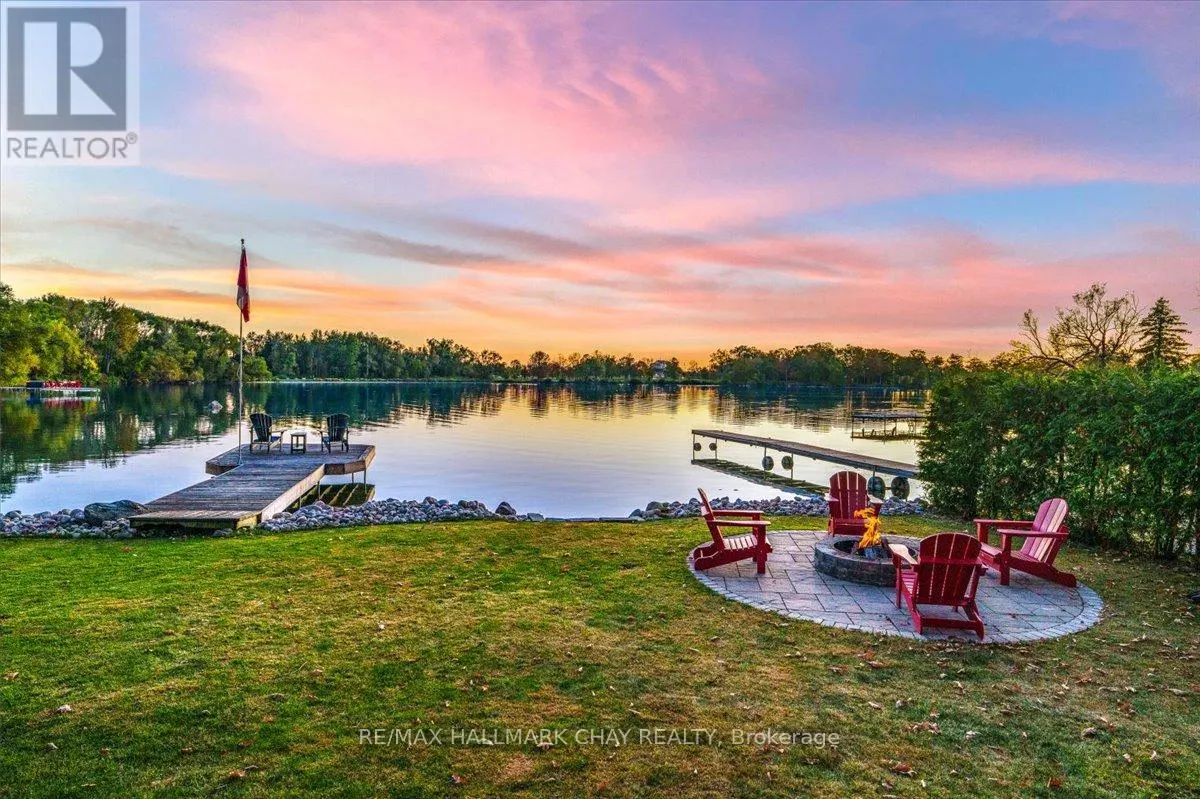 668 BROADVIEW AVENUE