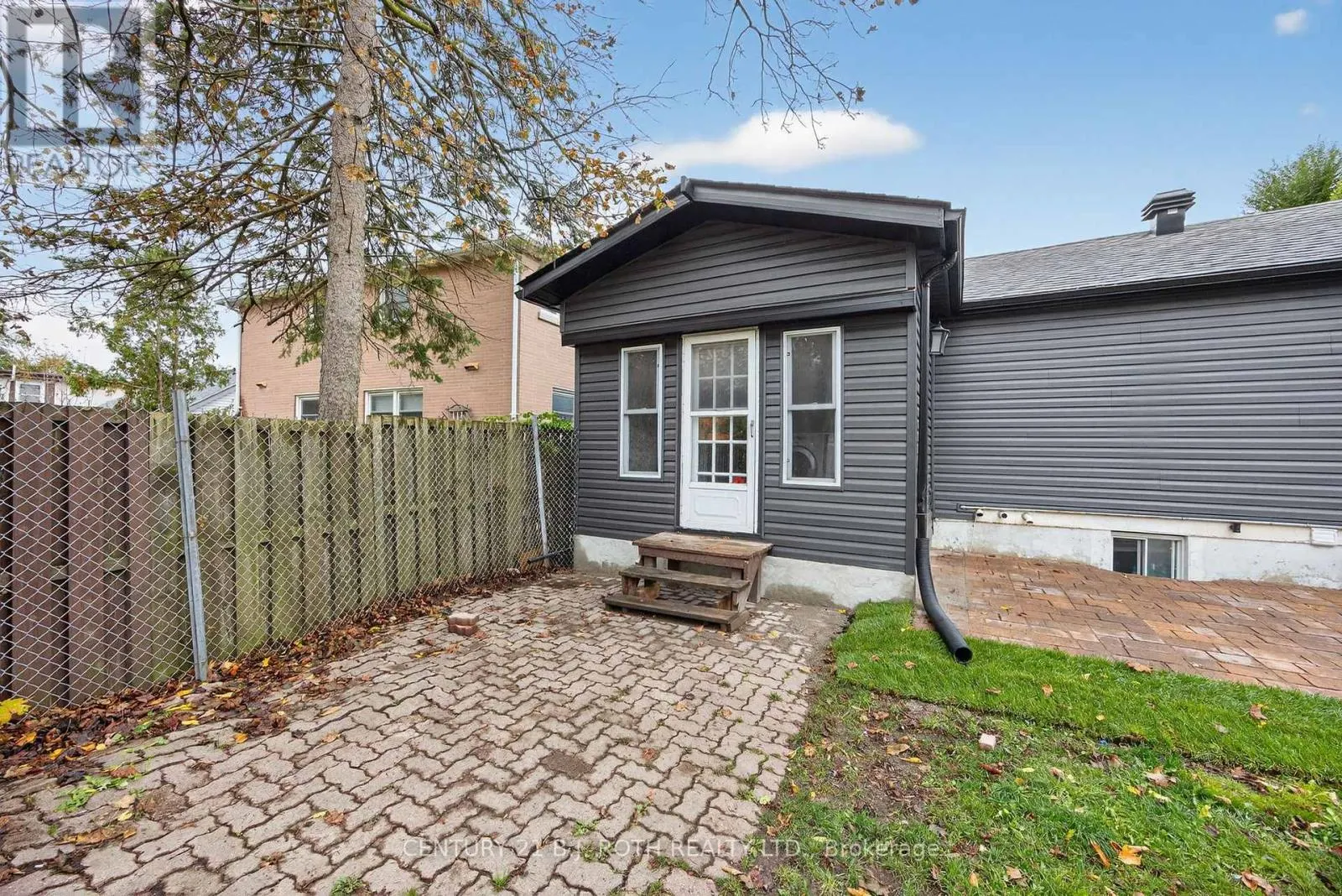 155 PENETANG STREET