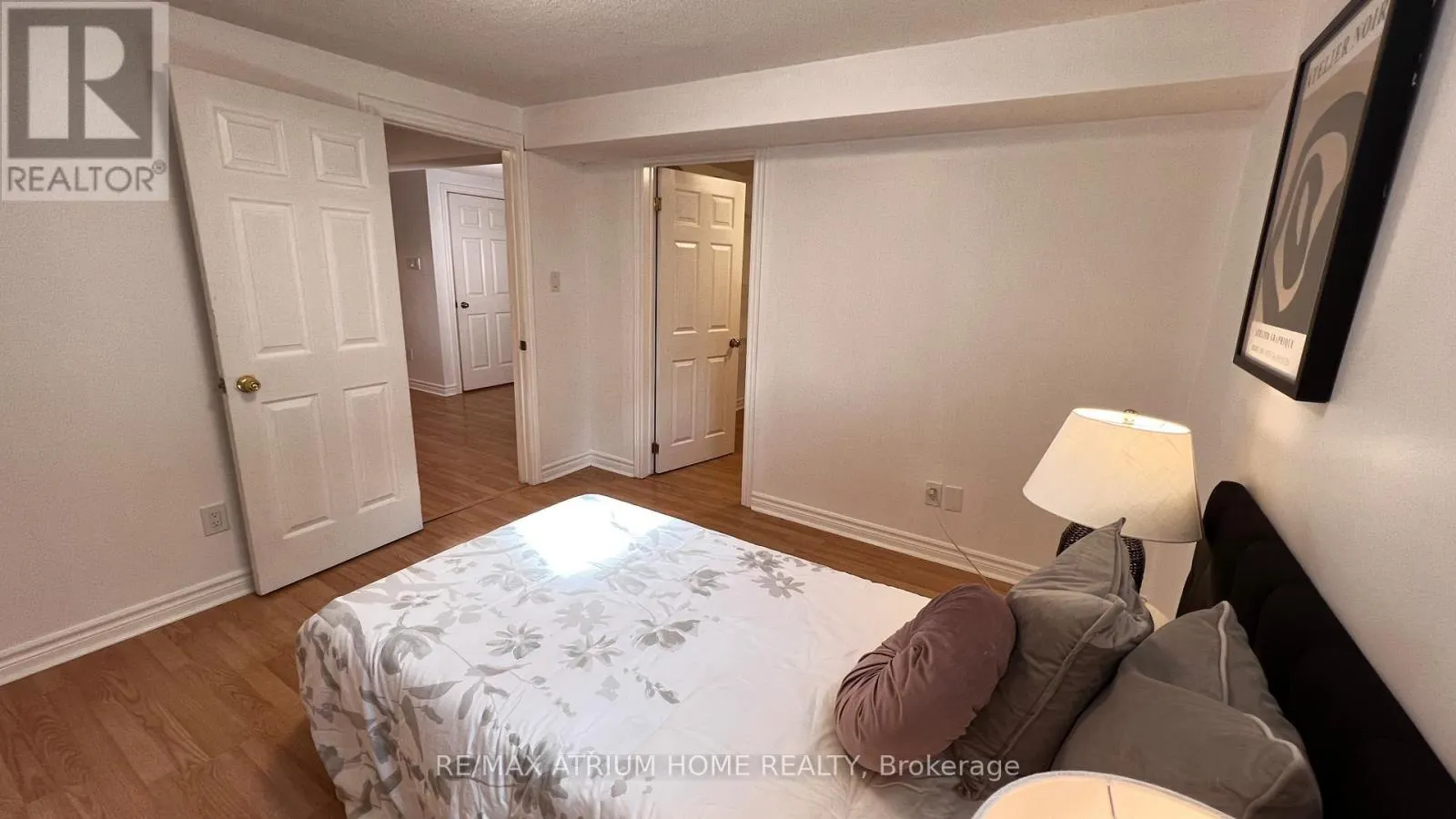 124 MONIQUE CRESCENT