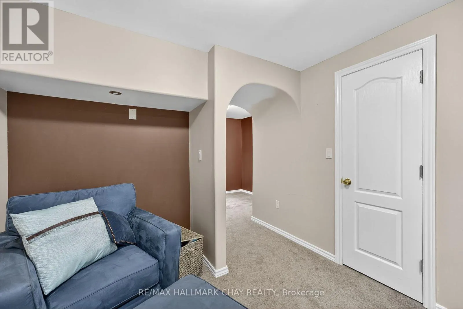 26 KENSINGTON TRAIL