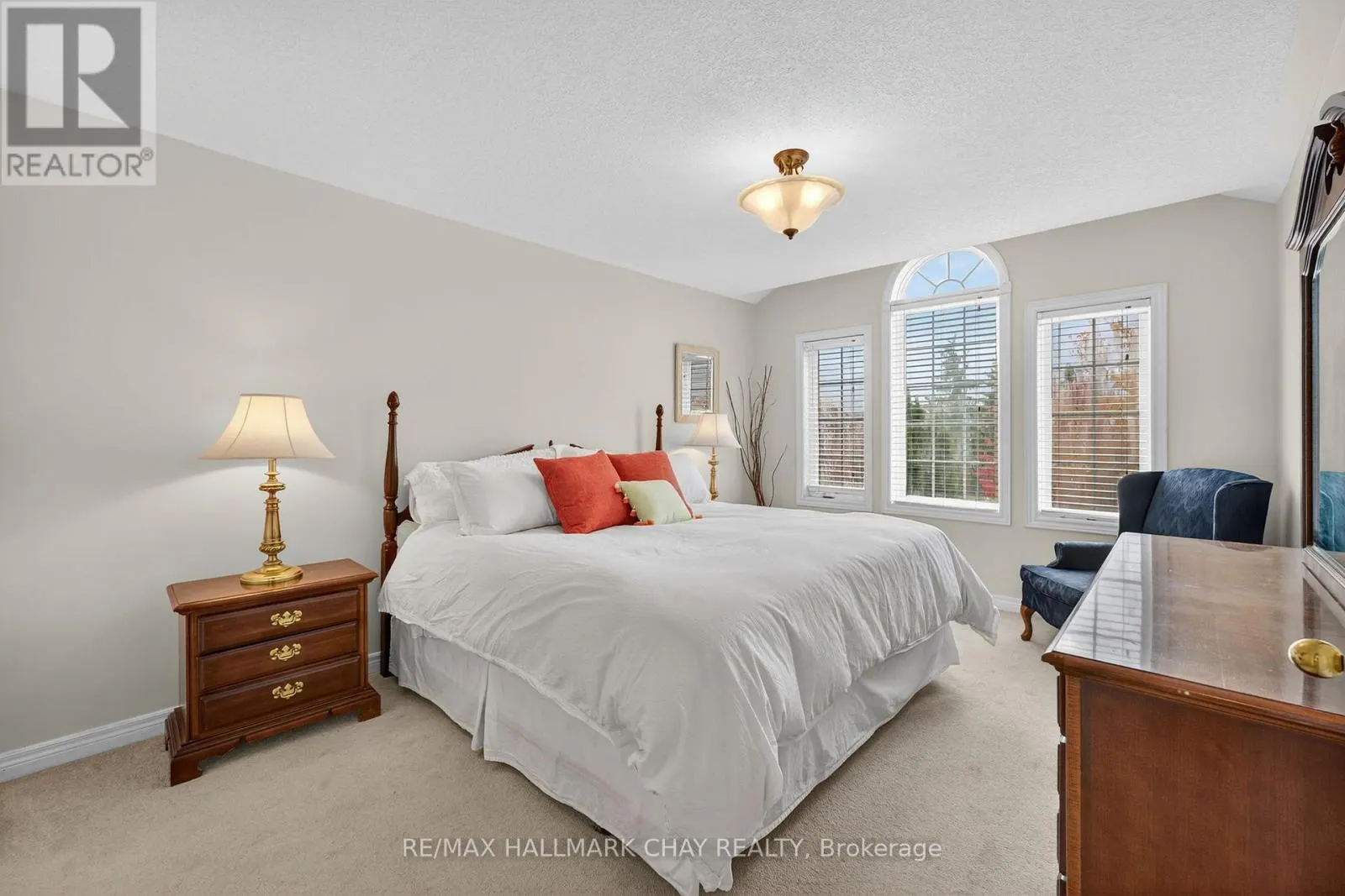 26 KENSINGTON TRAIL