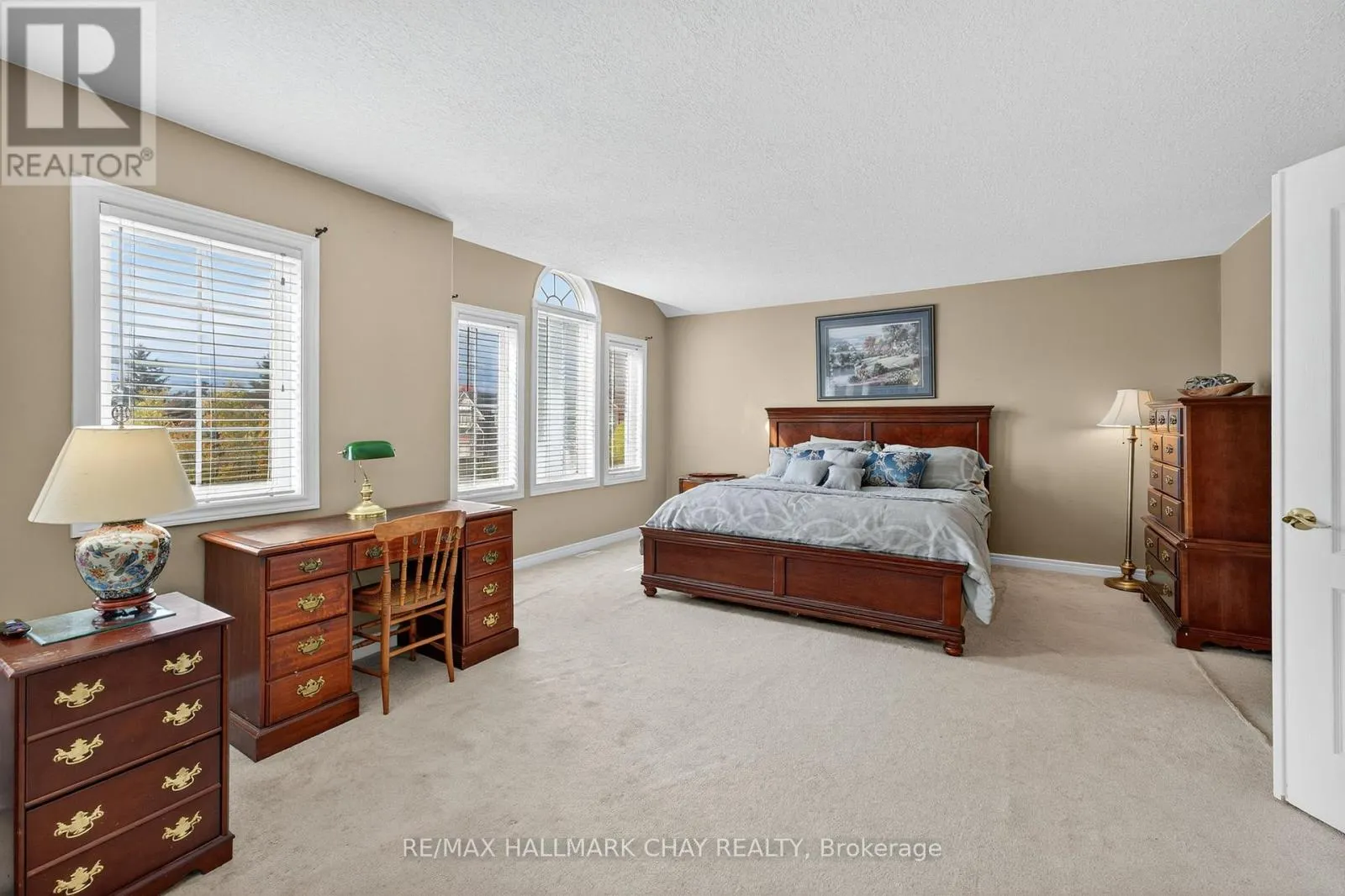 26 KENSINGTON TRAIL