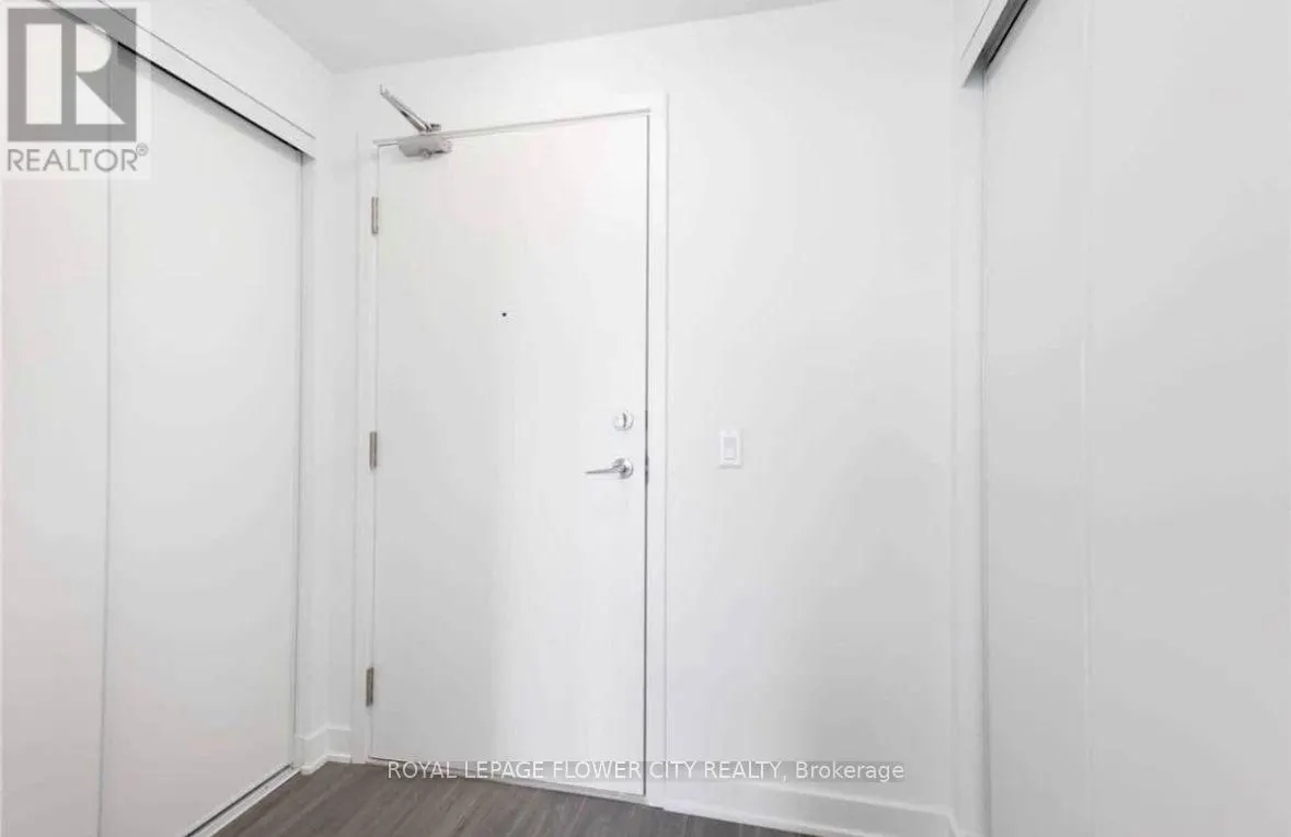 524 - 681 YONGE STREET S