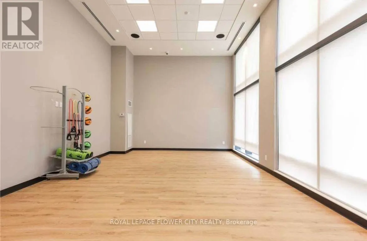 524 - 681 YONGE STREET S