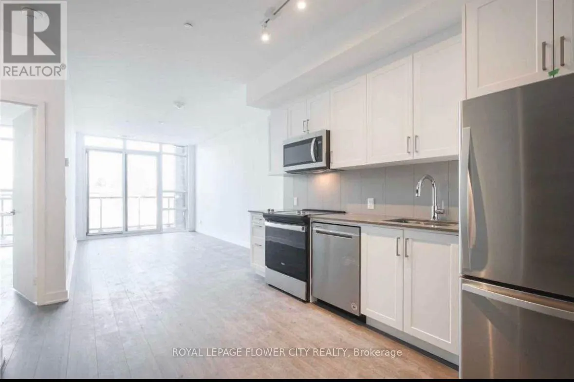 524 - 681 YONGE STREET S