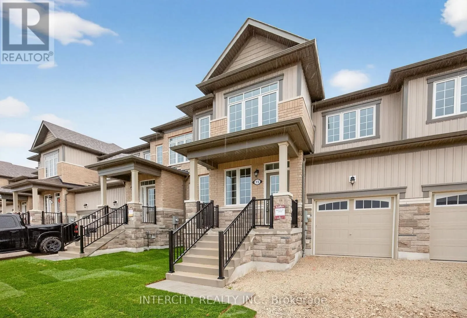 15 AVALON DRIVE