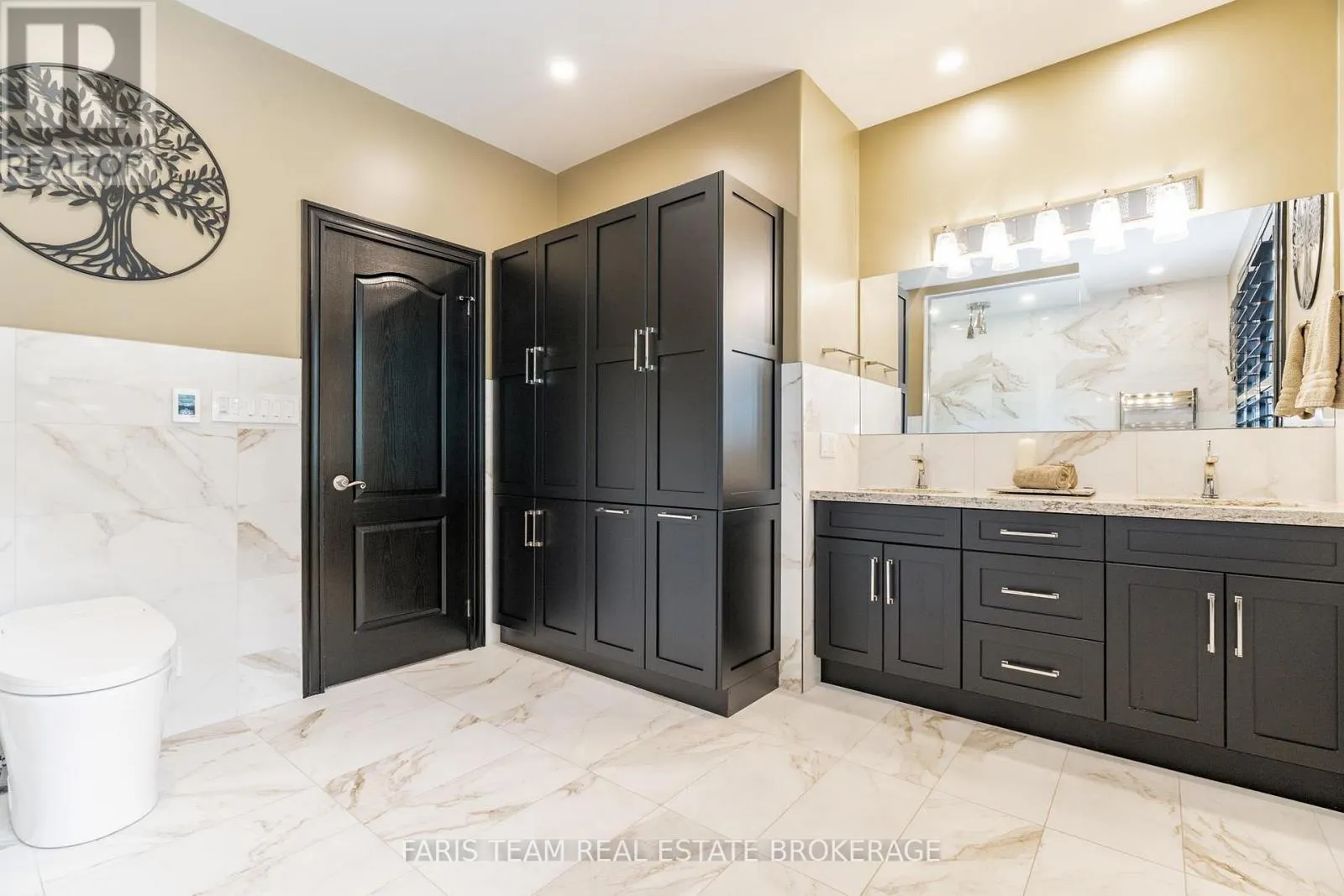 1609 WEDGEWOOD DRIVE