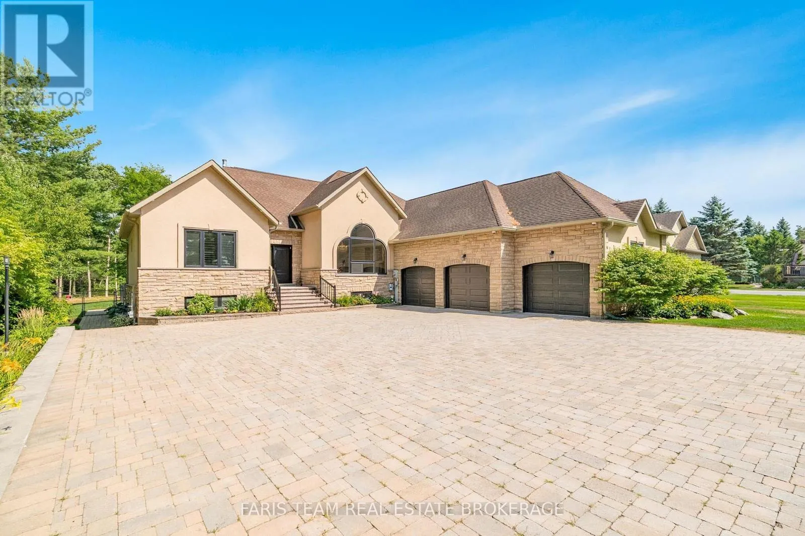 1609 WEDGEWOOD DRIVE