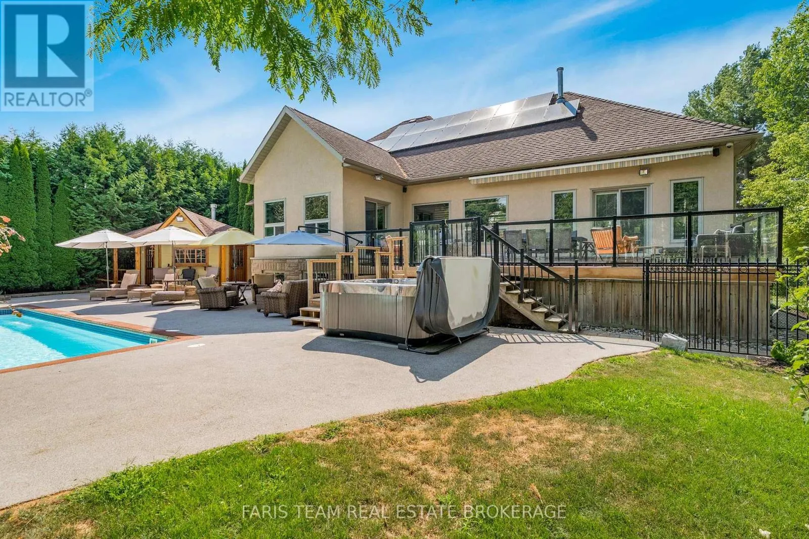 1609 WEDGEWOOD DRIVE