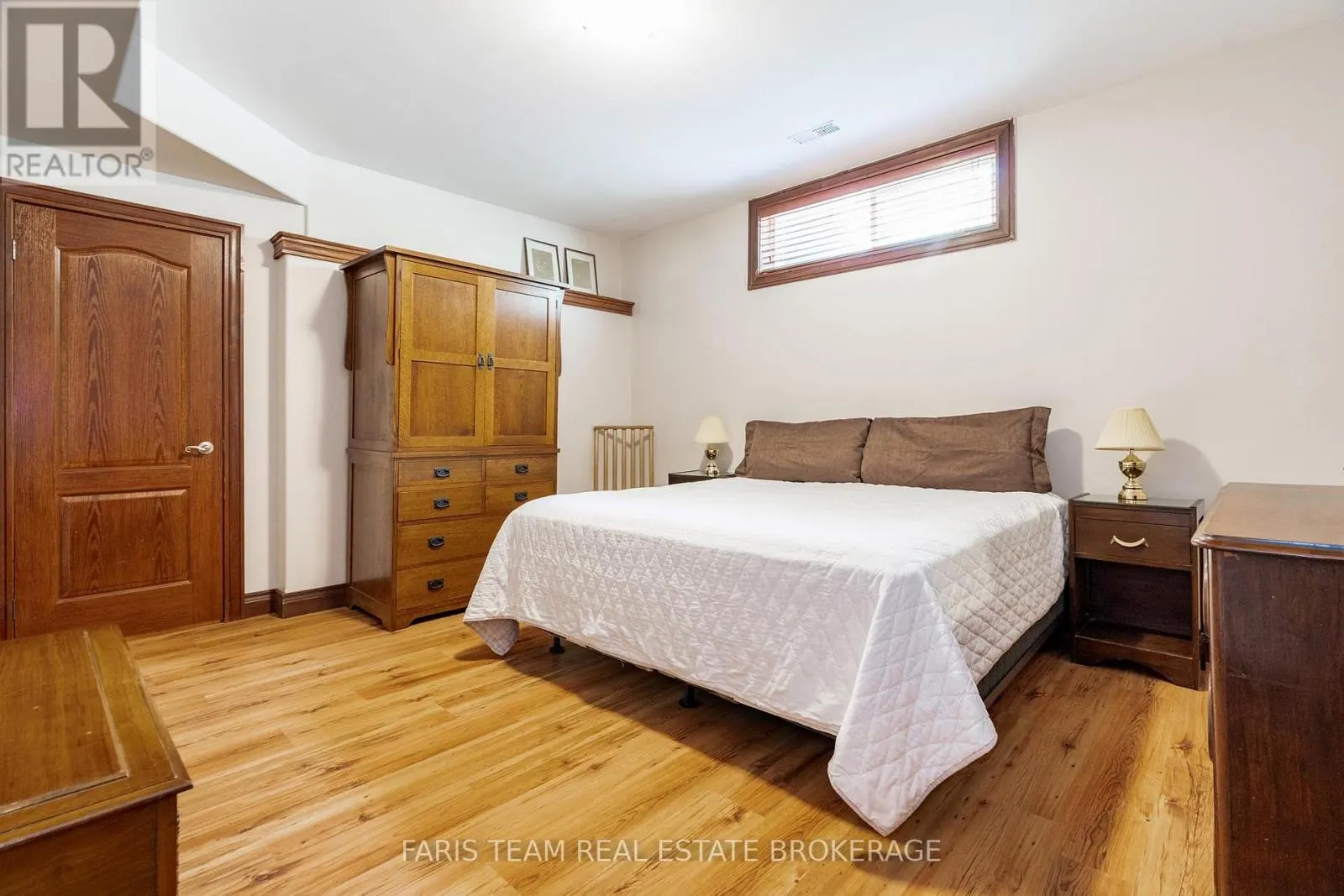 1609 WEDGEWOOD DRIVE