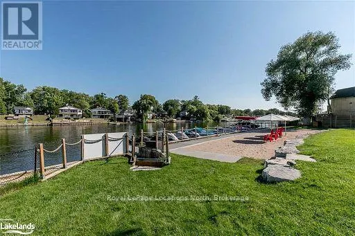 109 - 361 MOSLEY STREET, #109