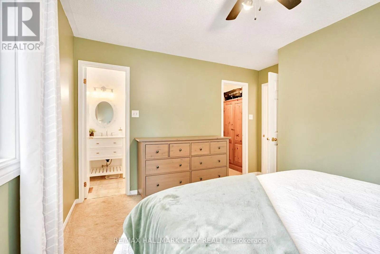 104 PICKETT CRESCENT