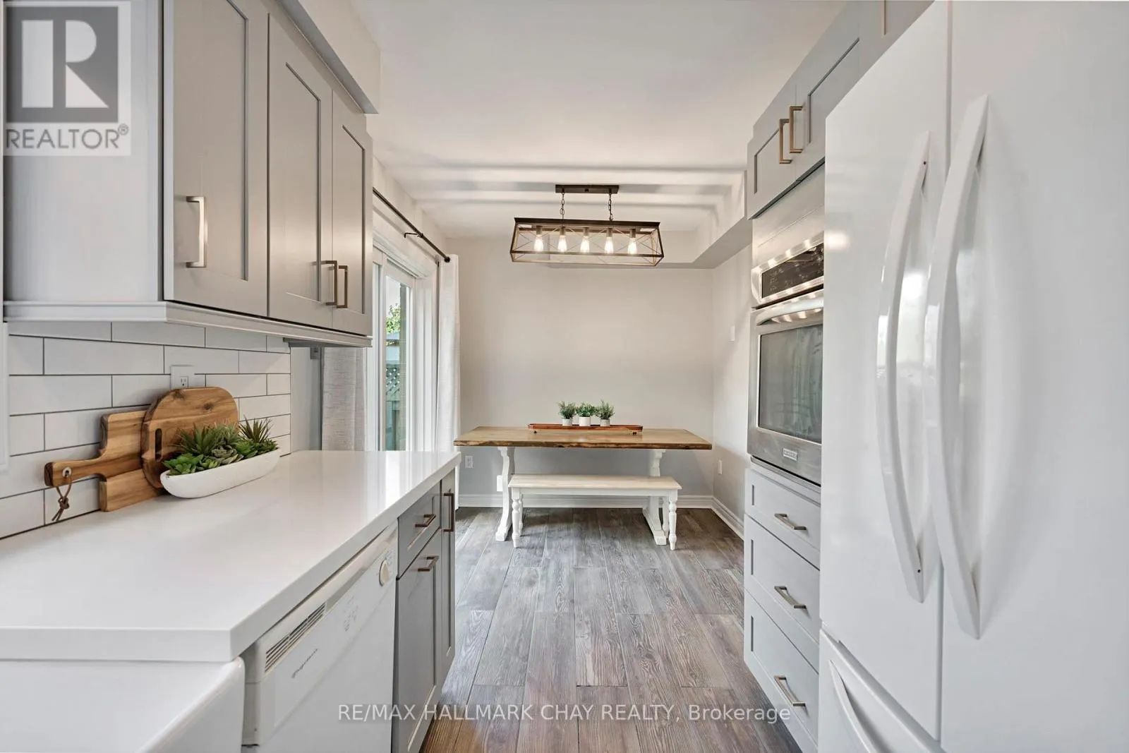 104 PICKETT CRESCENT