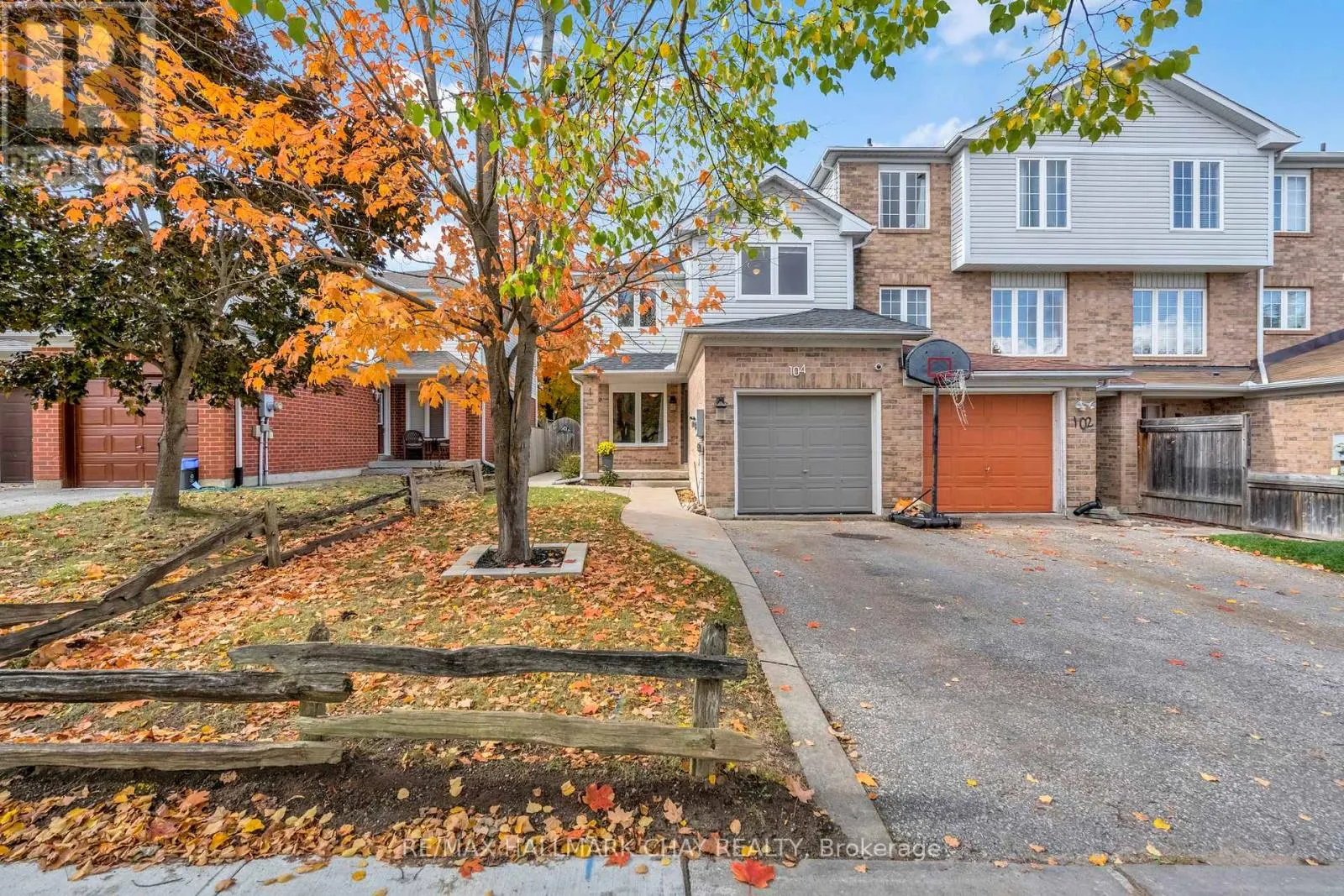 104 PICKETT CRESCENT