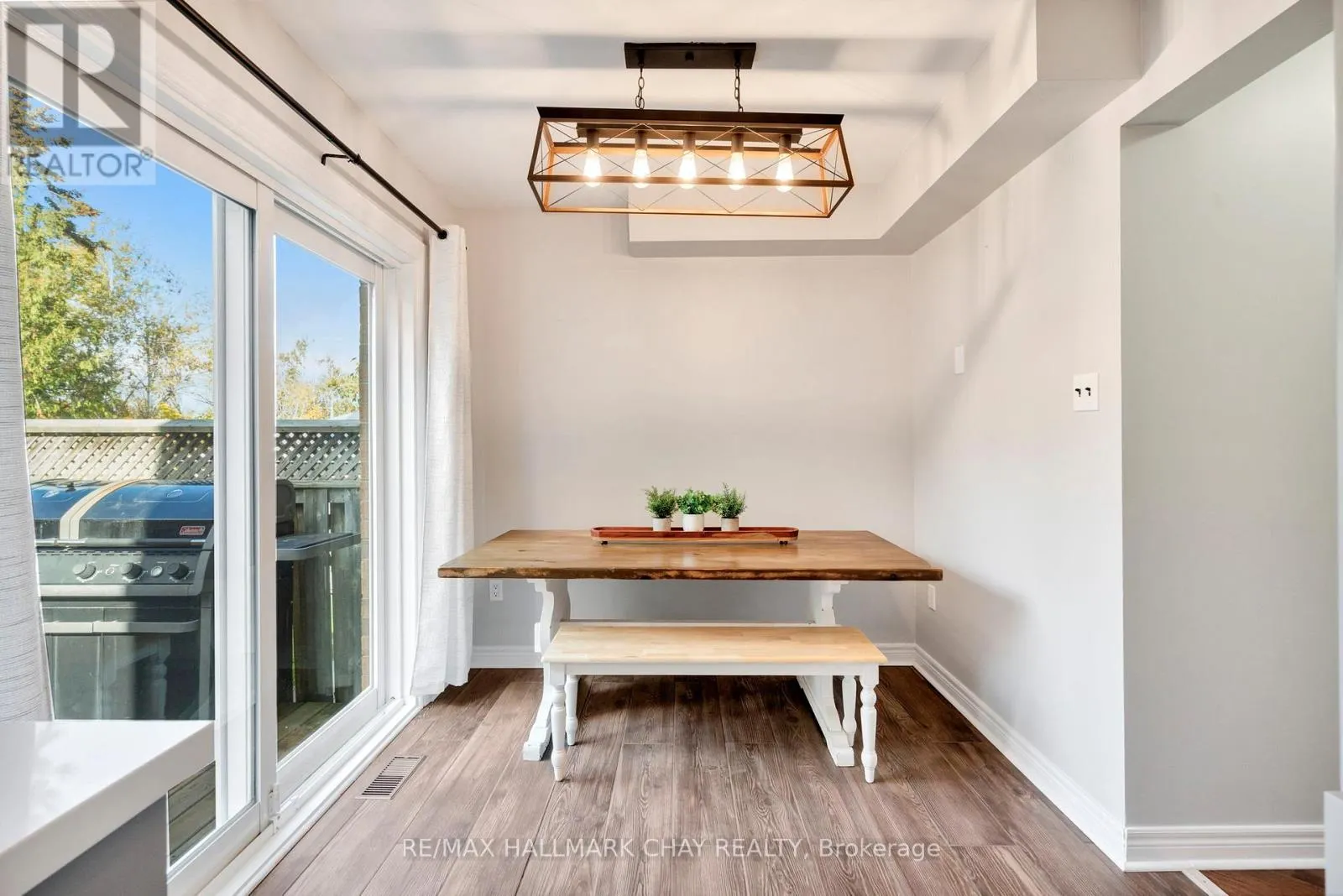 104 PICKETT CRESCENT