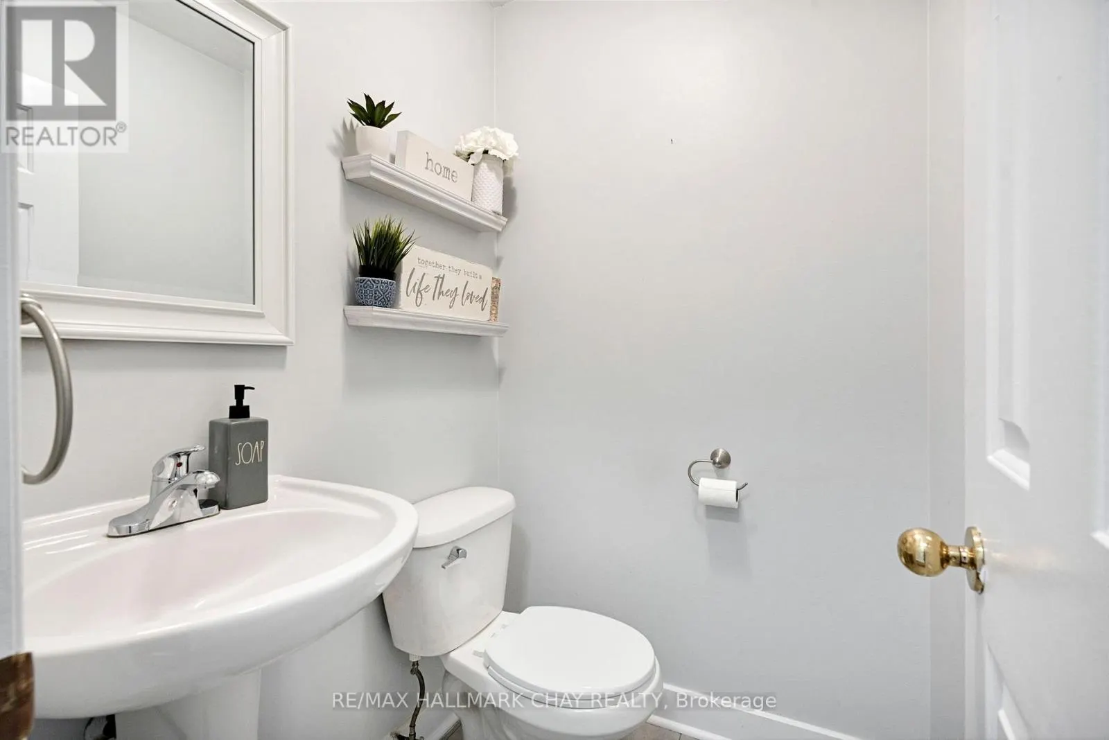 104 PICKETT CRESCENT