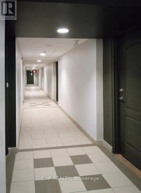 411 - 85 BARRIE ROAD