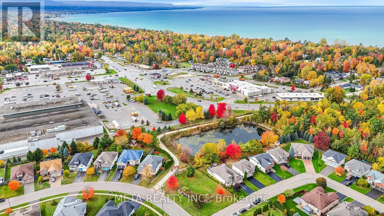 49 RED PINE CRESCENT