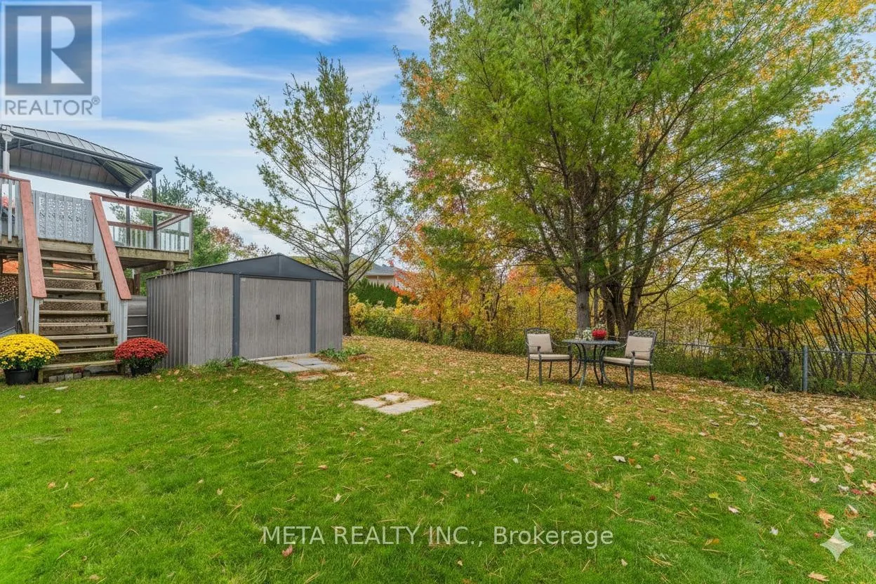 49 RED PINE CRESCENT