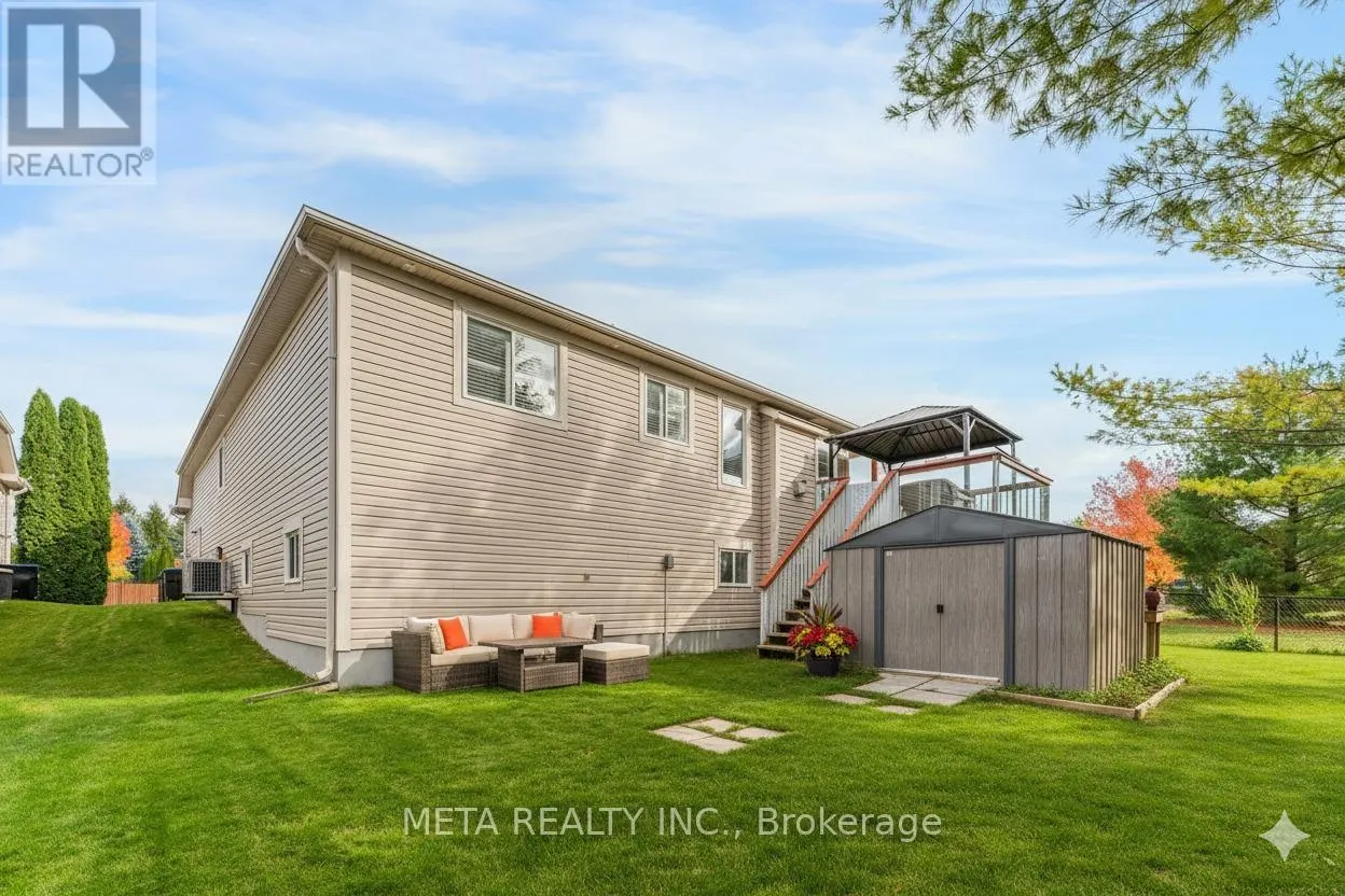 49 RED PINE CRESCENT