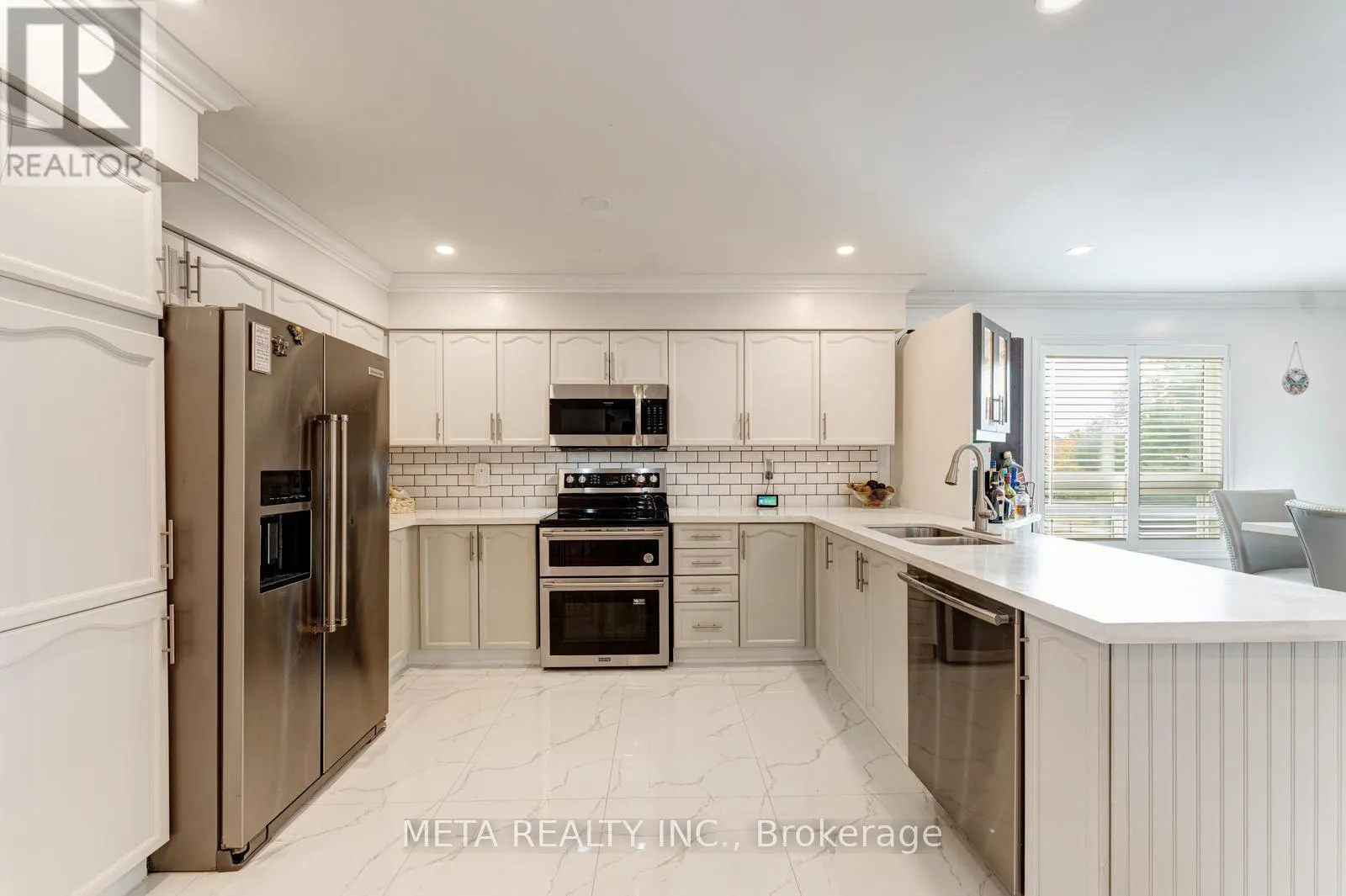 49 RED PINE CRESCENT