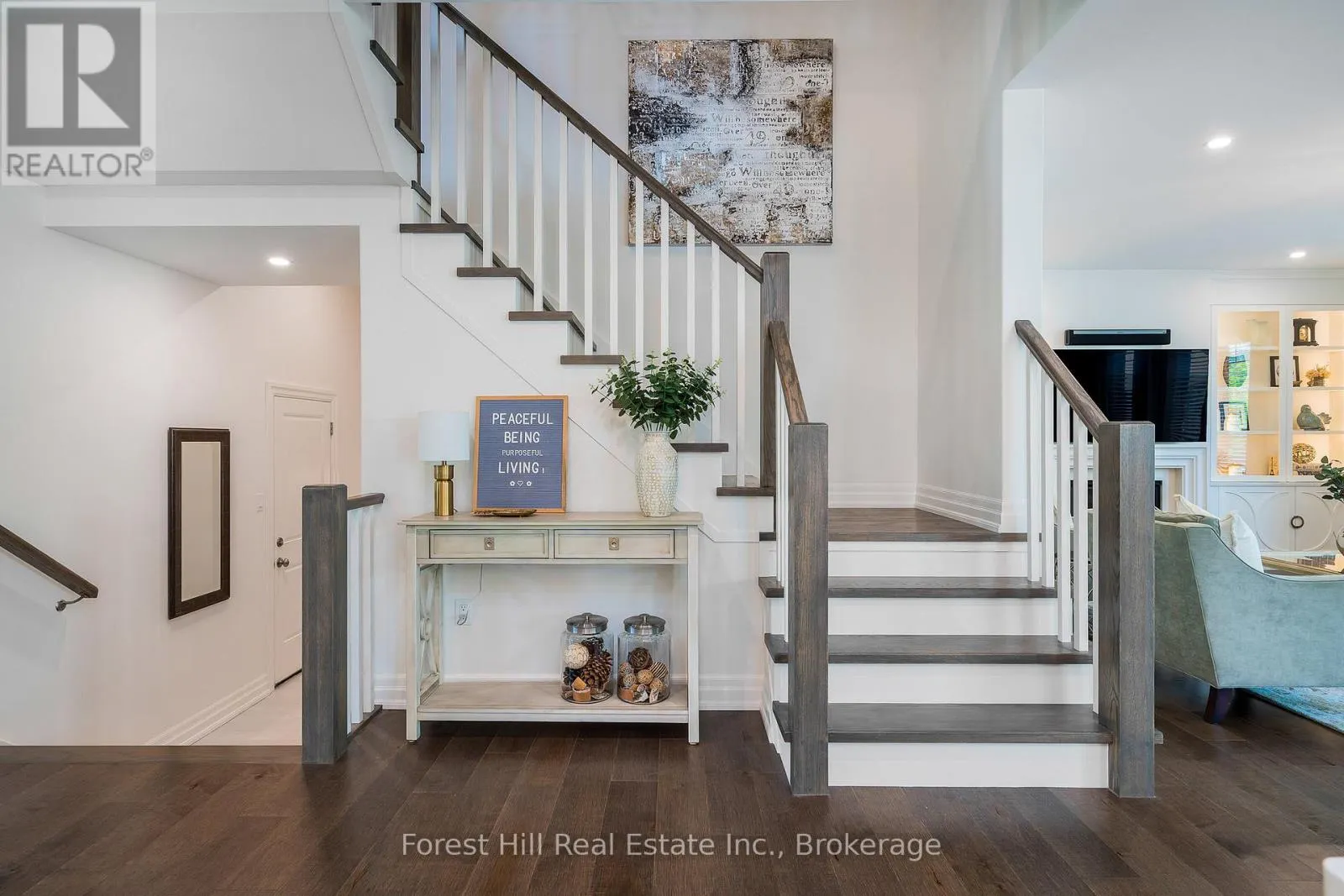 155 GLENLAKE BOULEVARD