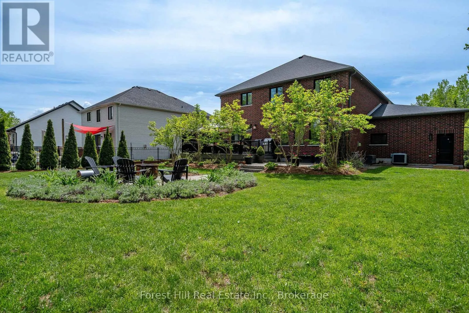 155 GLENLAKE BOULEVARD