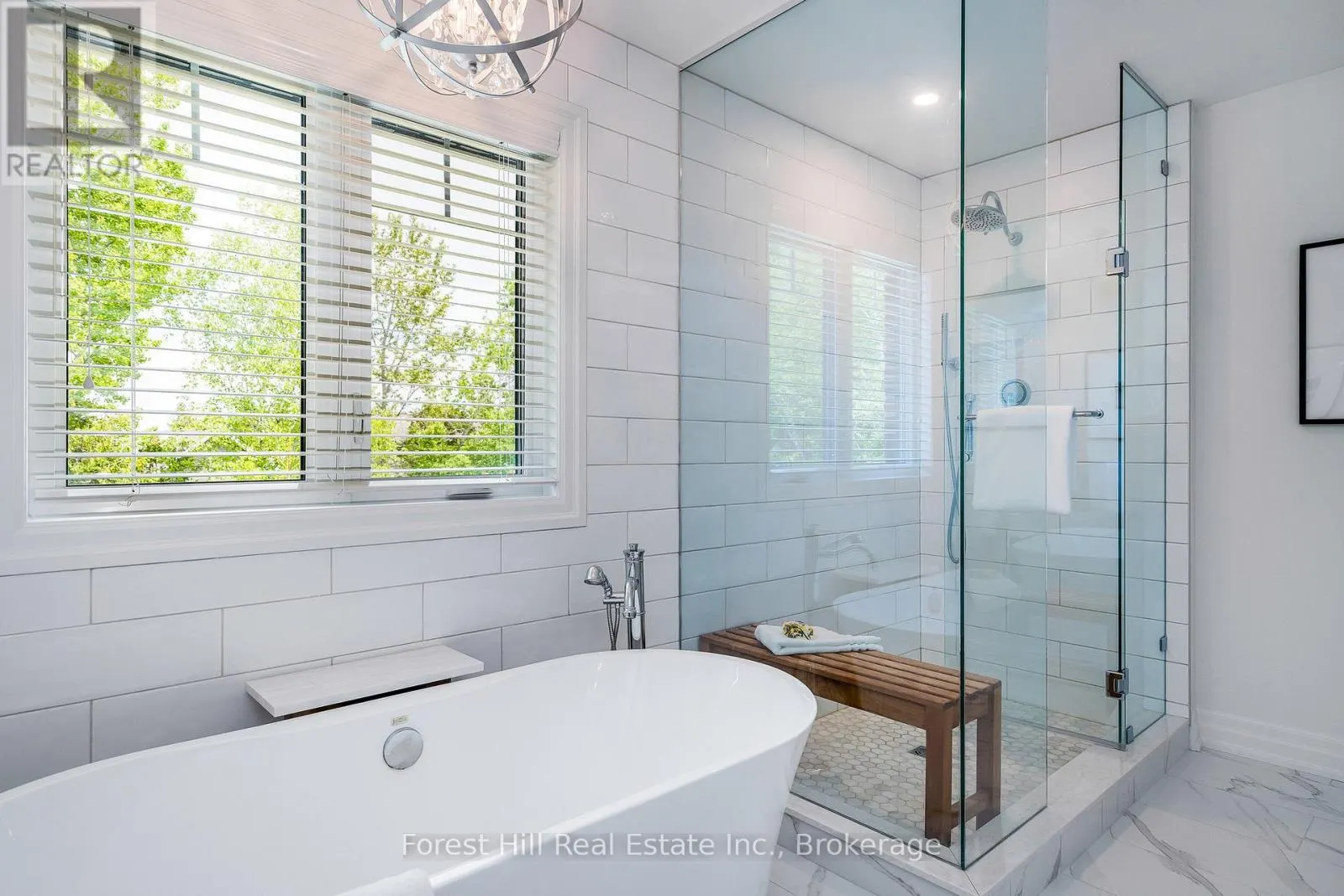 155 GLENLAKE BOULEVARD