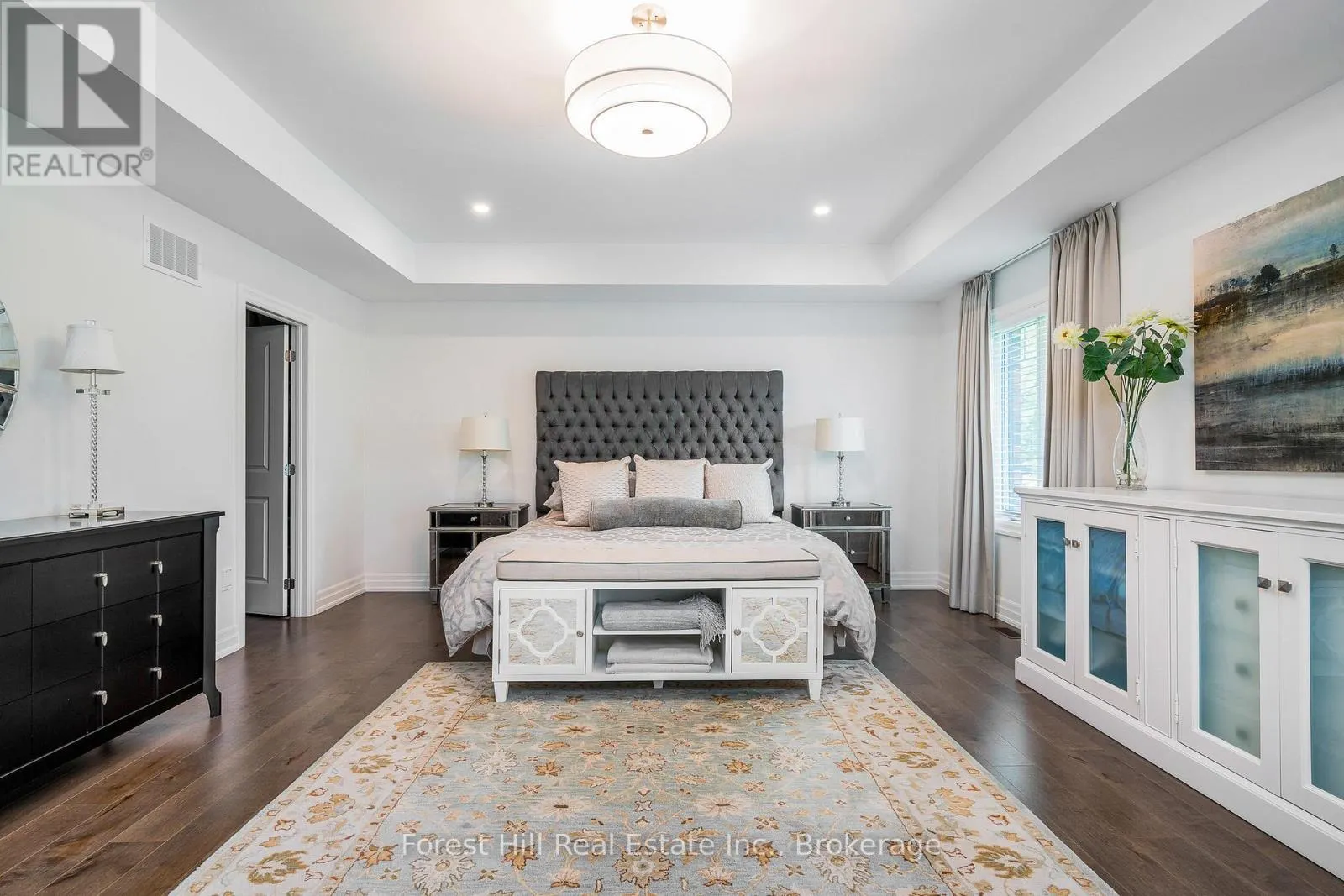 155 GLENLAKE BOULEVARD