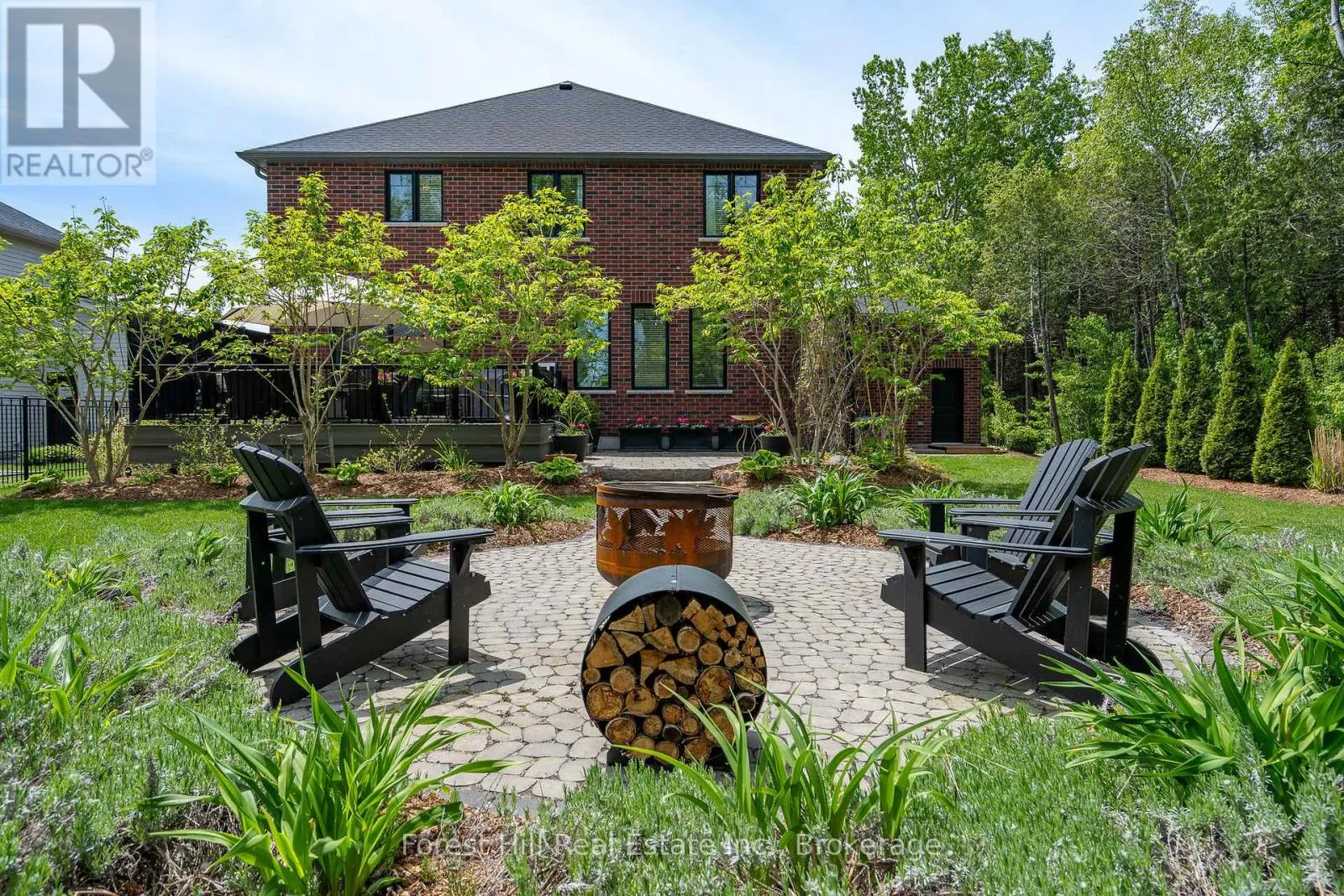 155 GLENLAKE BOULEVARD