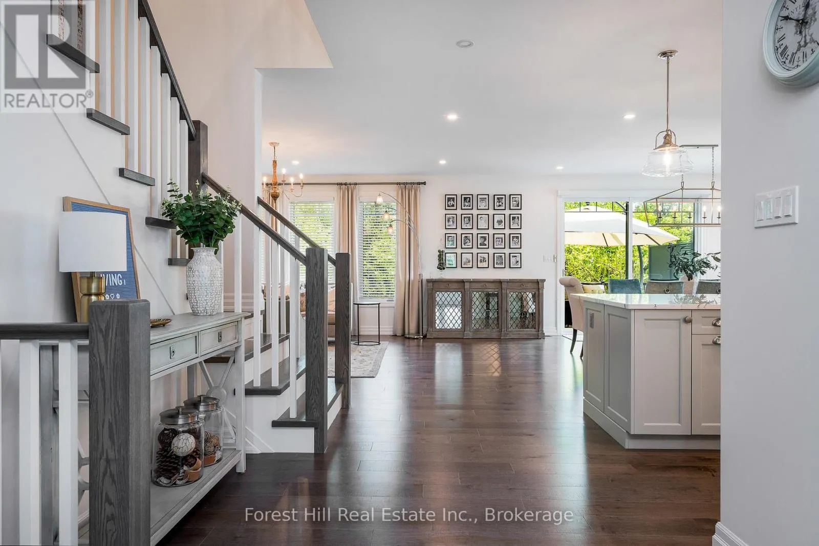 155 GLENLAKE BOULEVARD