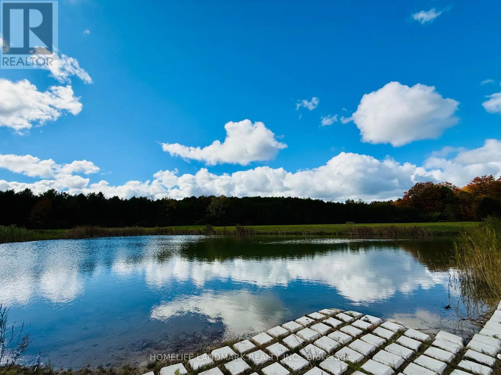 30 VILLAGE GATE DRIVE