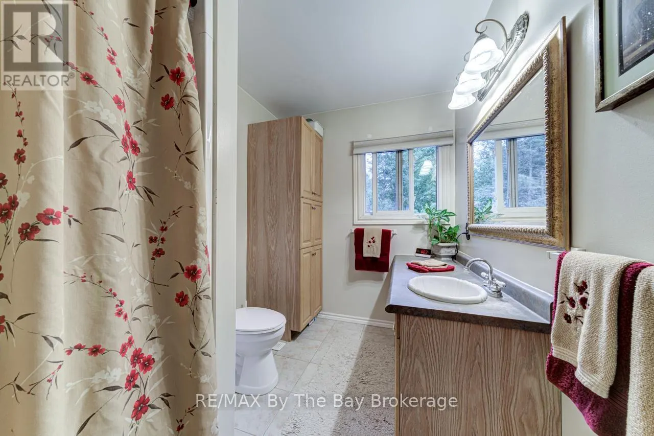 1819 RIVER ROAD W