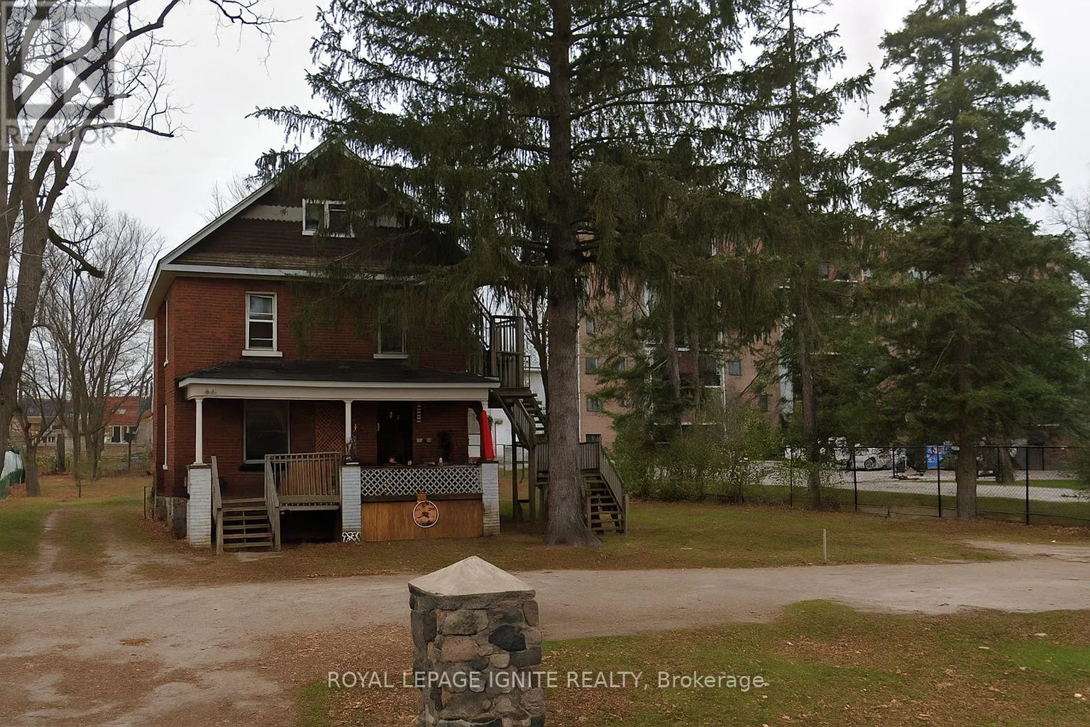 385 & 387 WEST STREET N