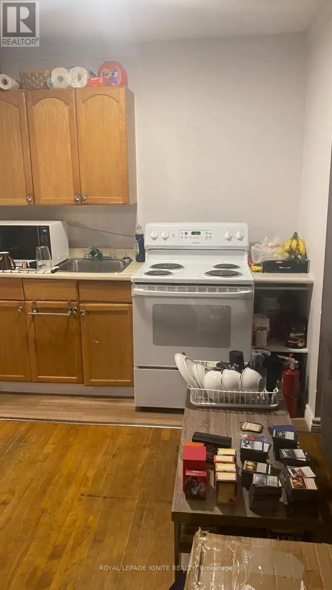 385 & 387 WEST STREET N