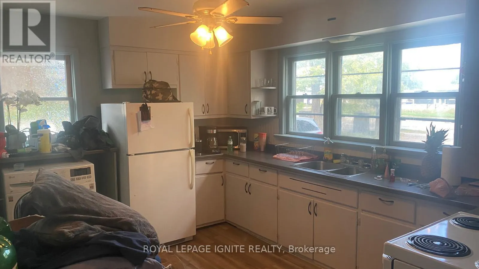 385 & 387 WEST STREET N