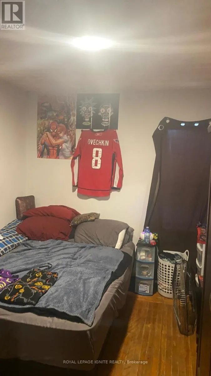 385 & 387 WEST STREET N