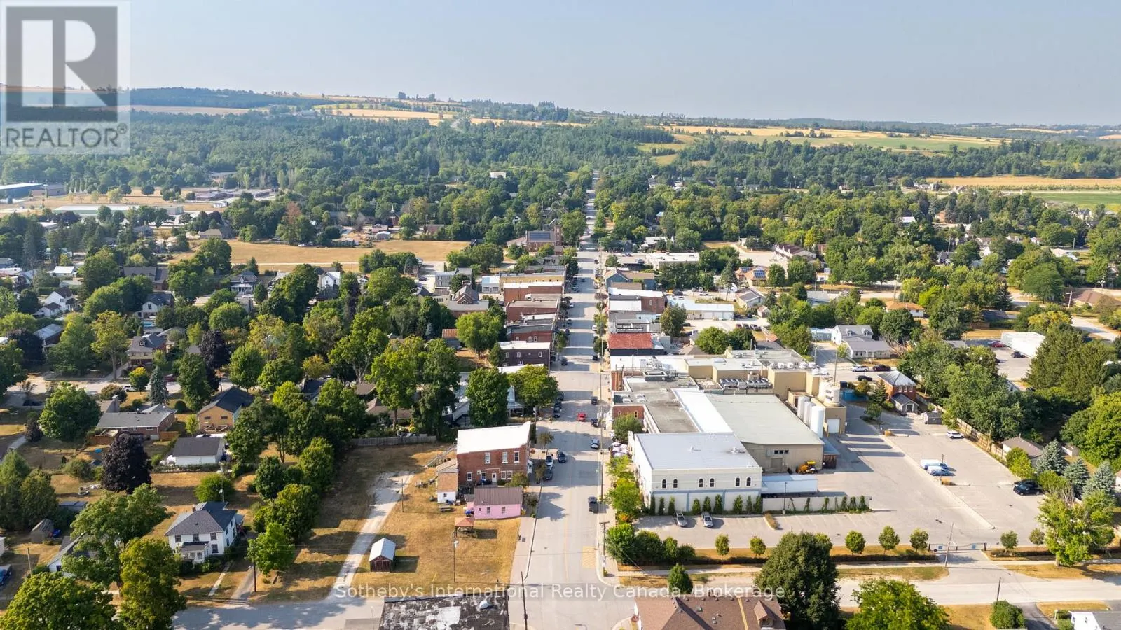 12 ELIZABETH STREET W