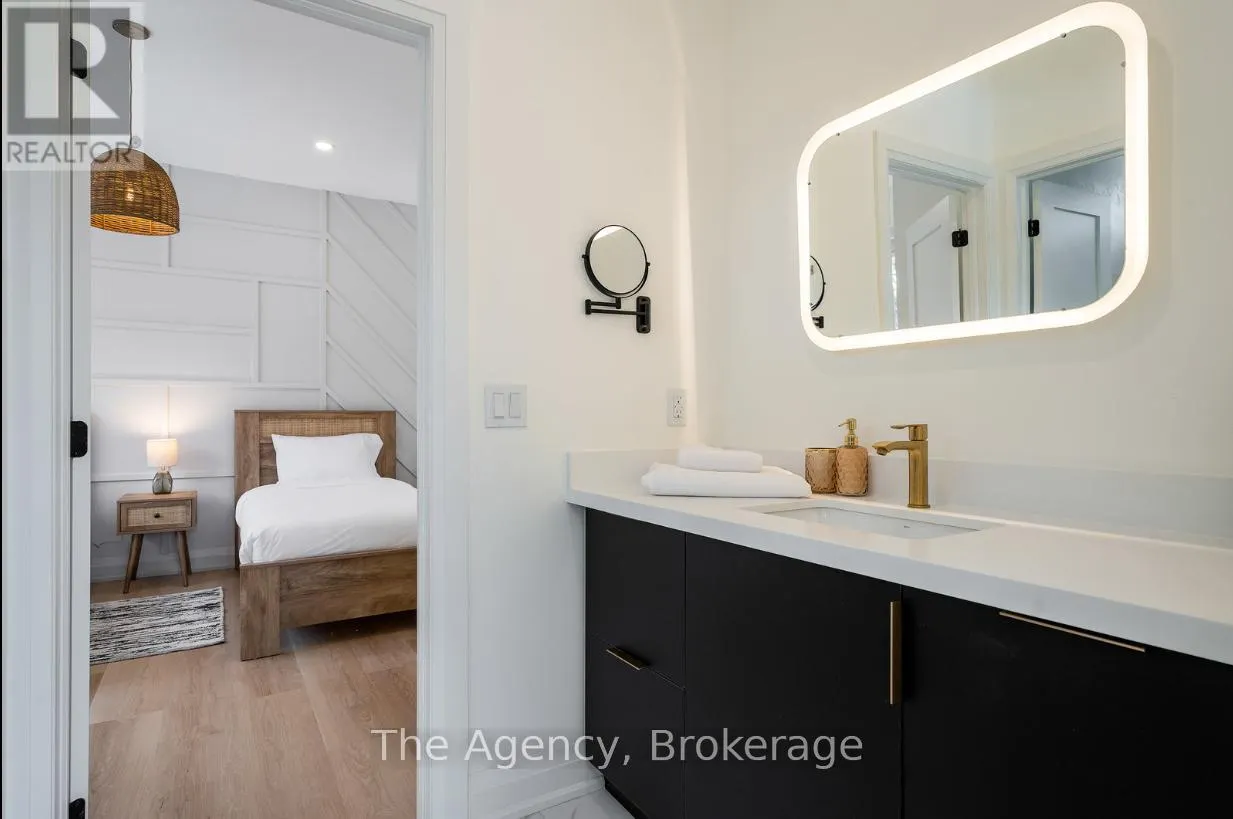 1,2,3 - 145 KANDAHAR LANE, #1,2,3