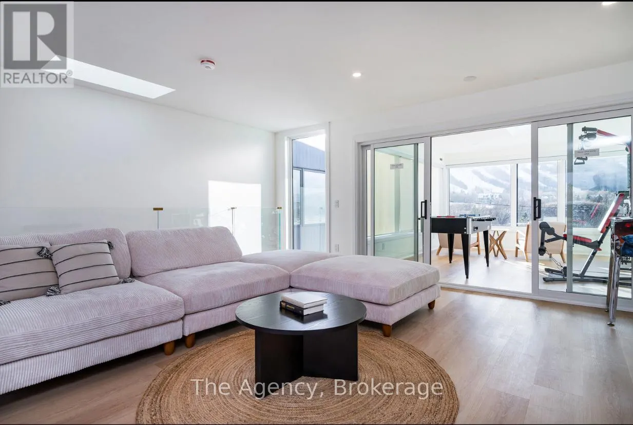 1,2,3 - 145 KANDAHAR LANE, #1,2,3