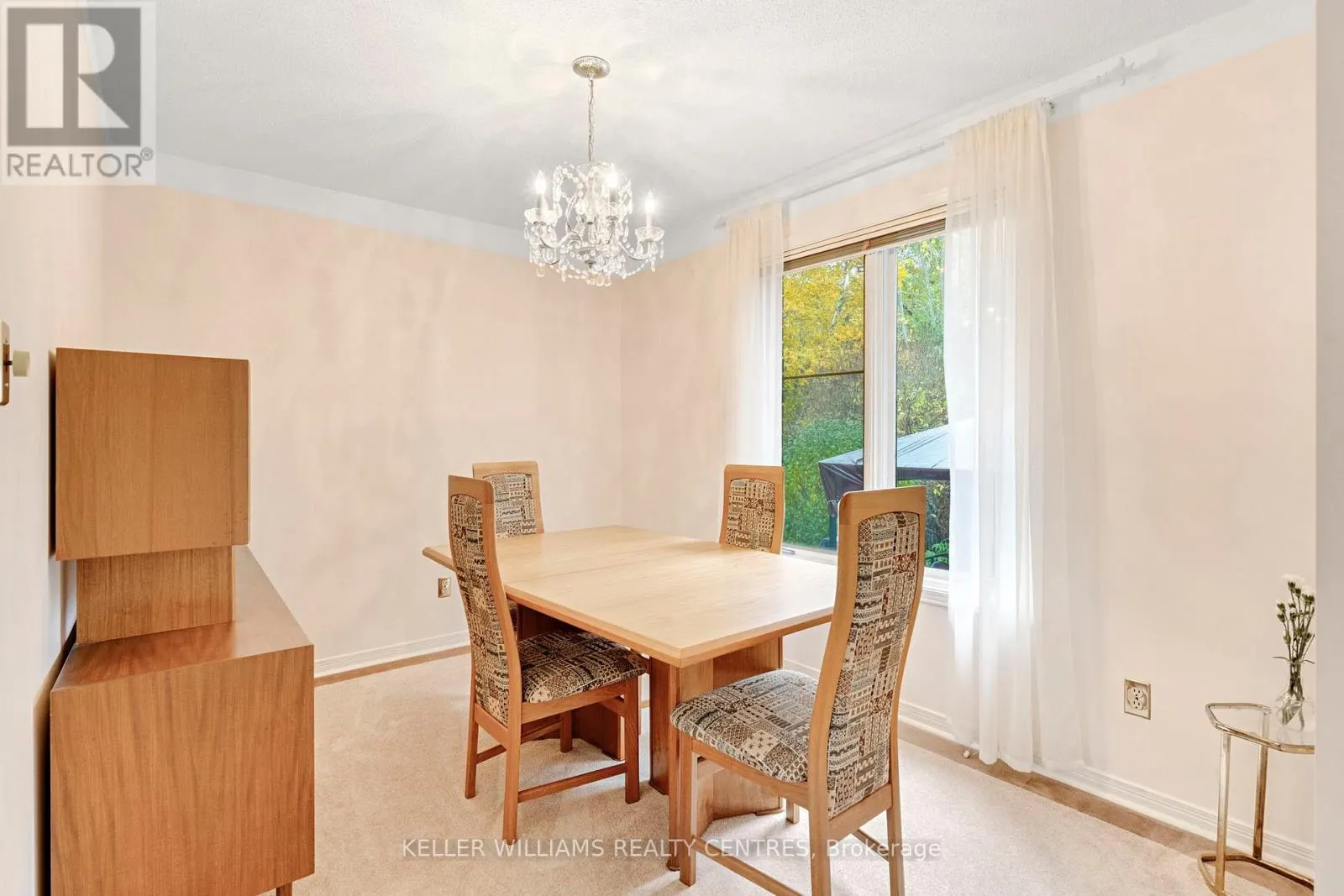 11 BIRCHMOUNT CIRCLE