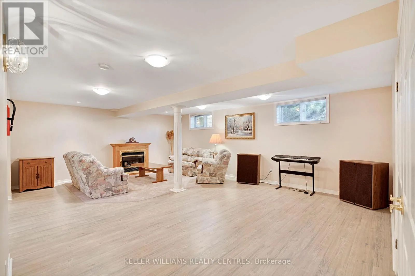 11 BIRCHMOUNT CIRCLE