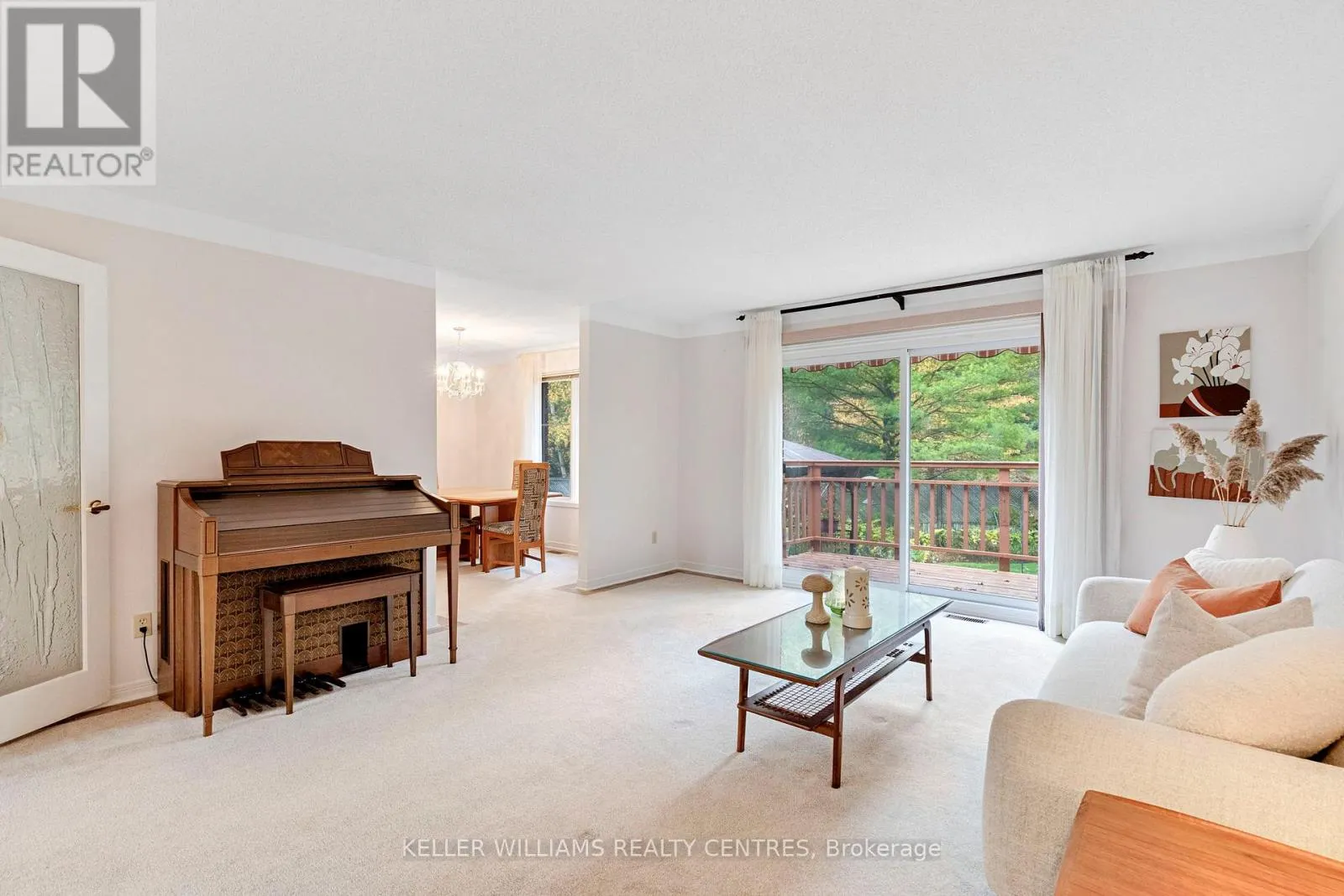 11 BIRCHMOUNT CIRCLE