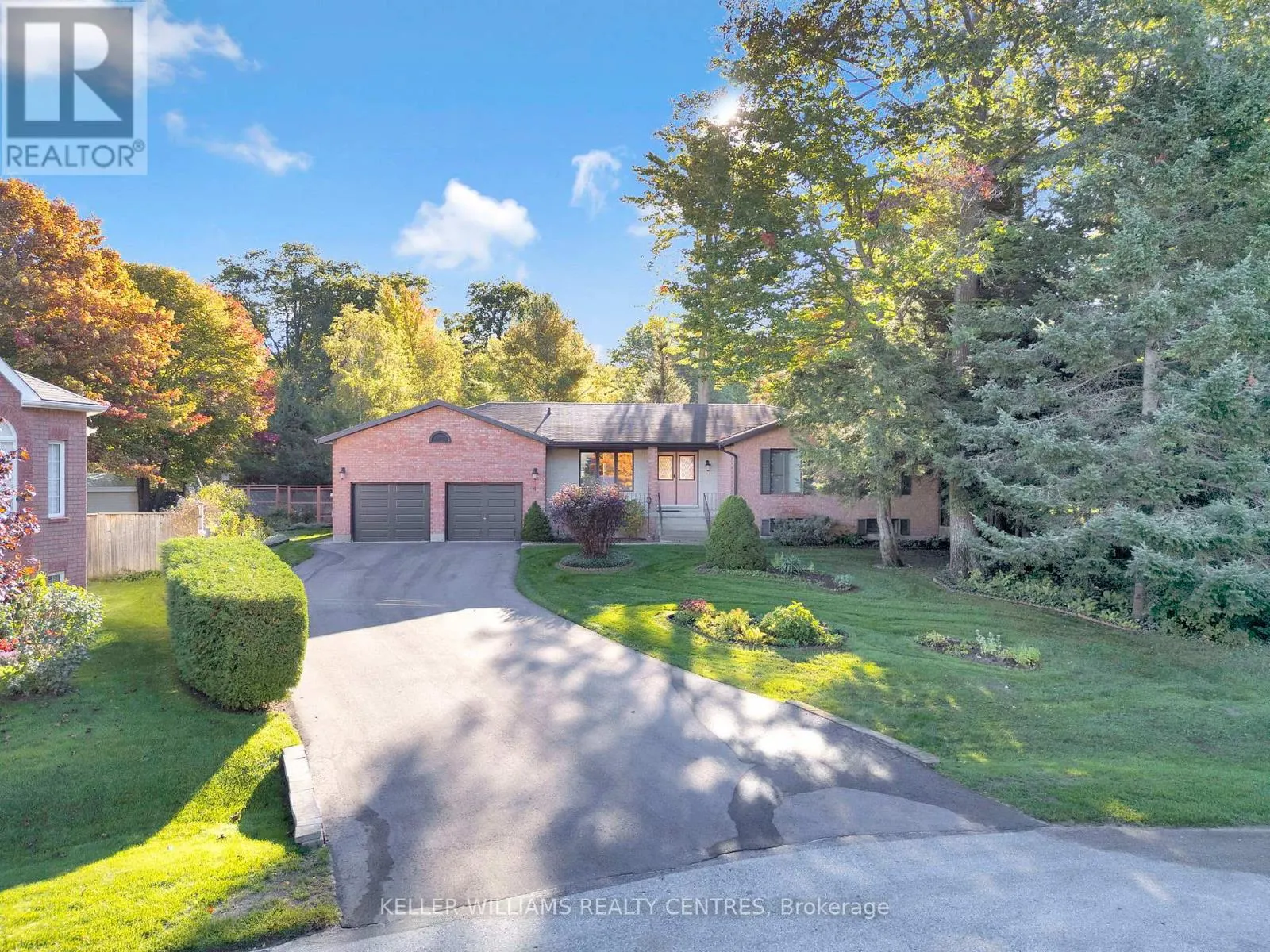 11 BIRCHMOUNT CIRCLE