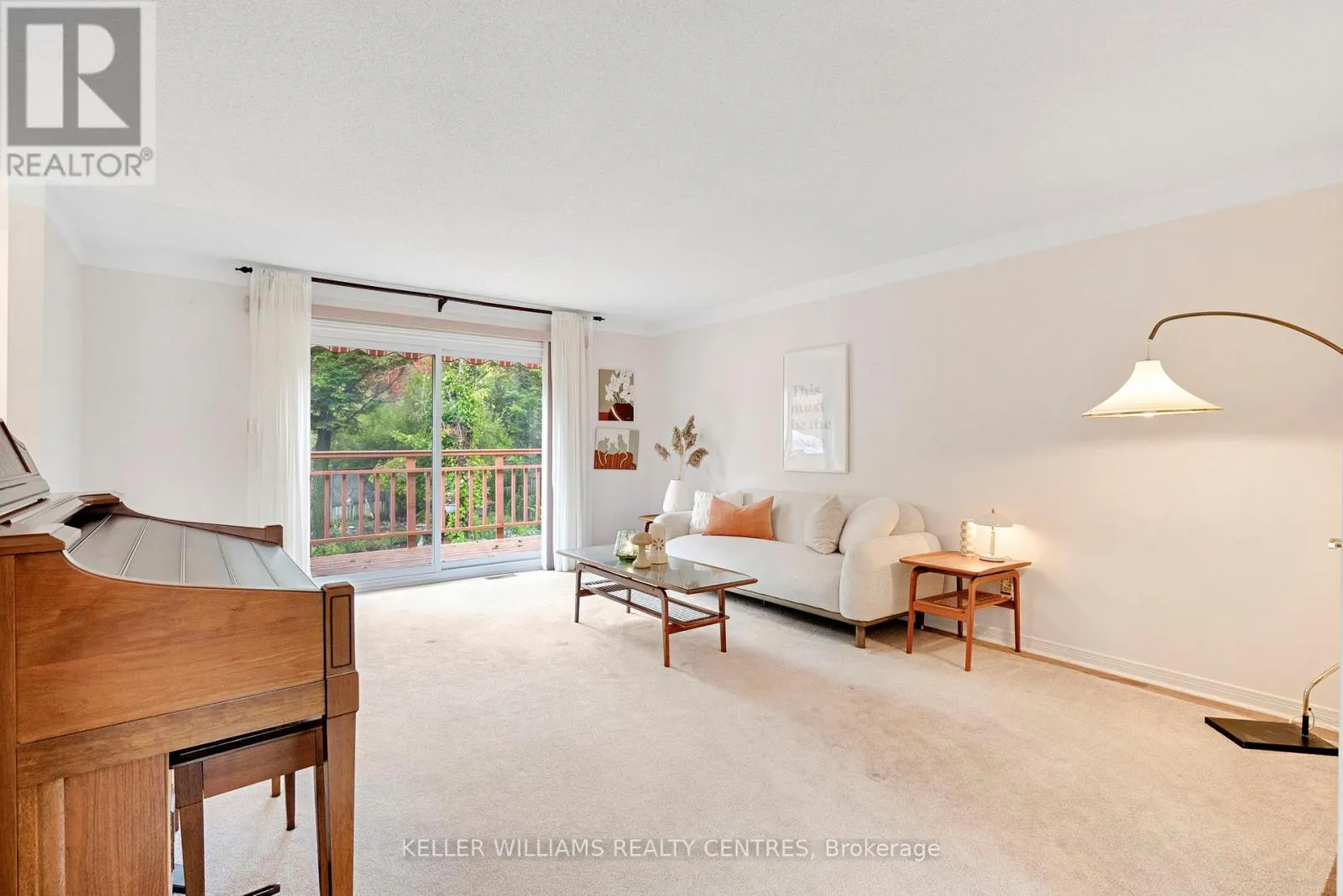 11 BIRCHMOUNT CIRCLE