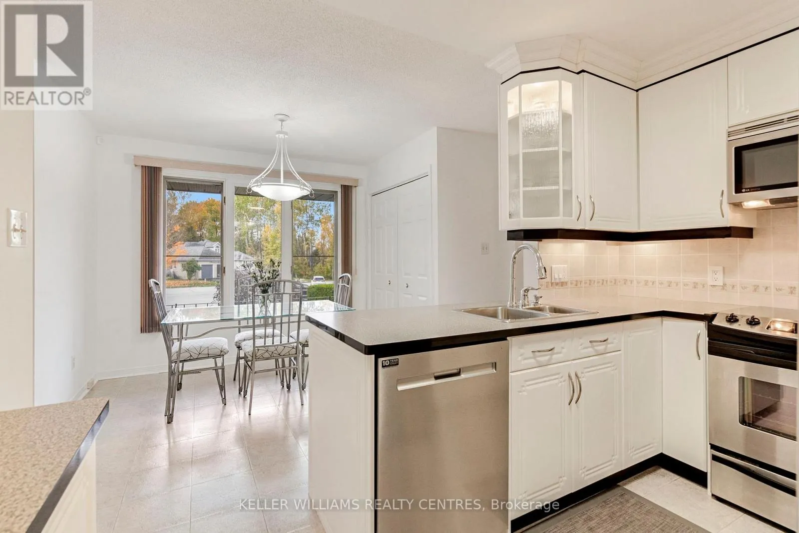 11 BIRCHMOUNT CIRCLE