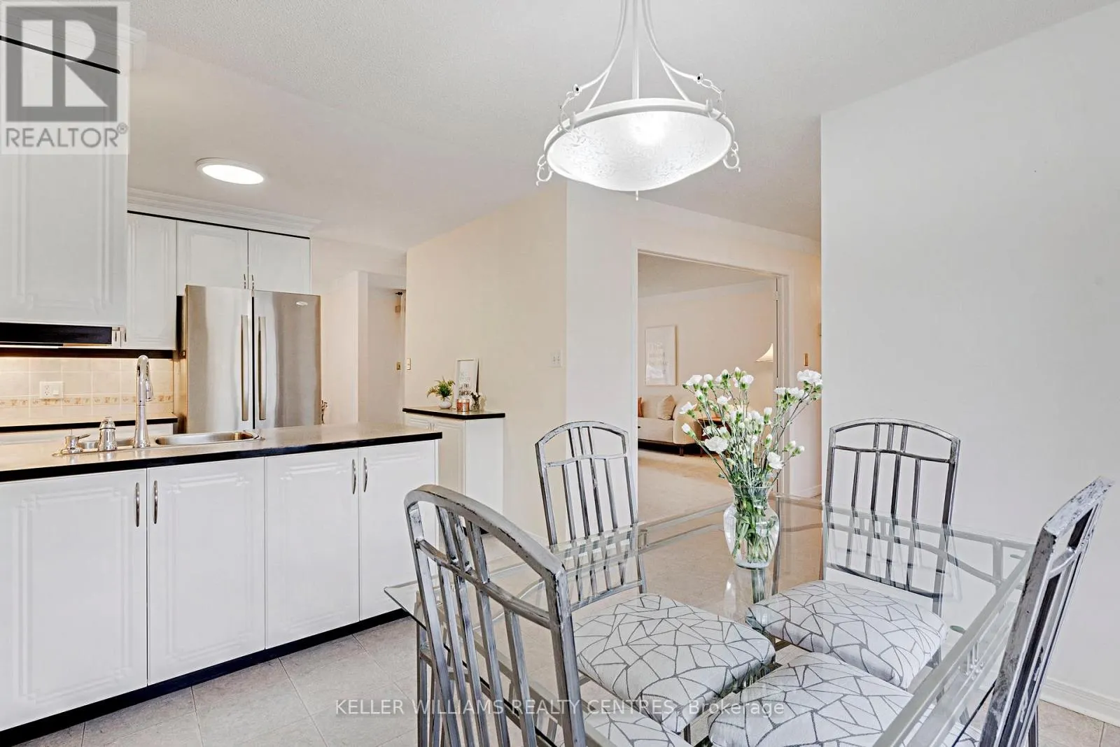 11 BIRCHMOUNT CIRCLE