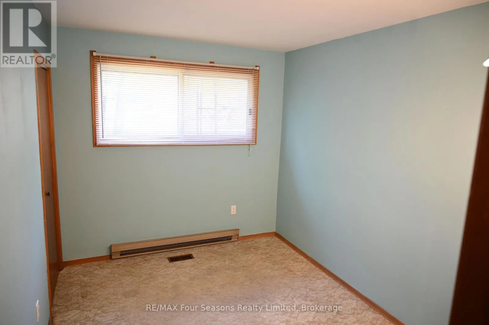 828 OXBOW PARK DRIVE