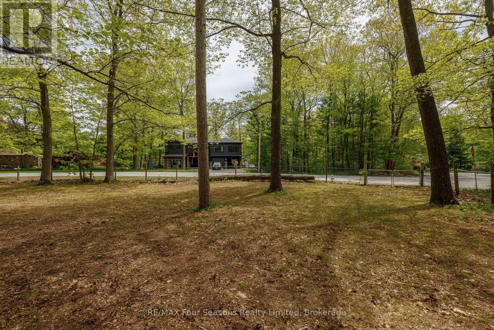 828 OXBOW PARK DRIVE